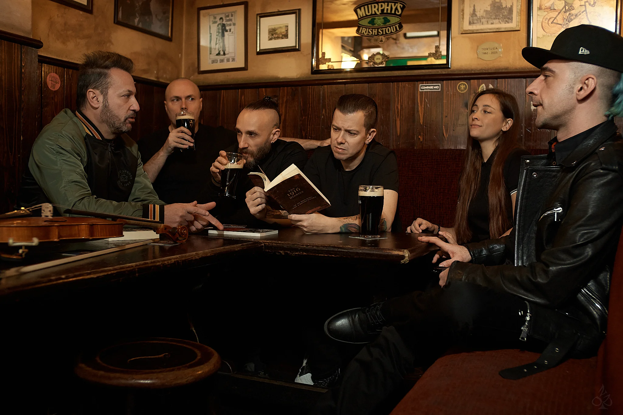 Andrea Rock & The Rebel Poets in una fotografia pubblicata da Spirit of Ireland
